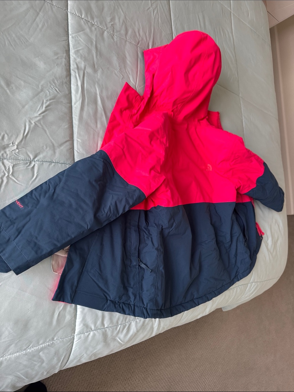 The North Face Girls Hyvent Ski Snowboard - Size XS- 6 - Picture 8 of 12